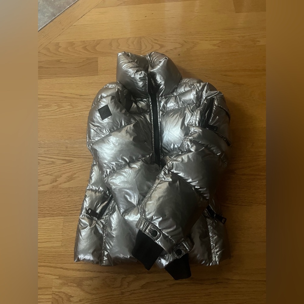 Girls New York SAM. down feather coat silver/metallic- kids size 14-lightly worn